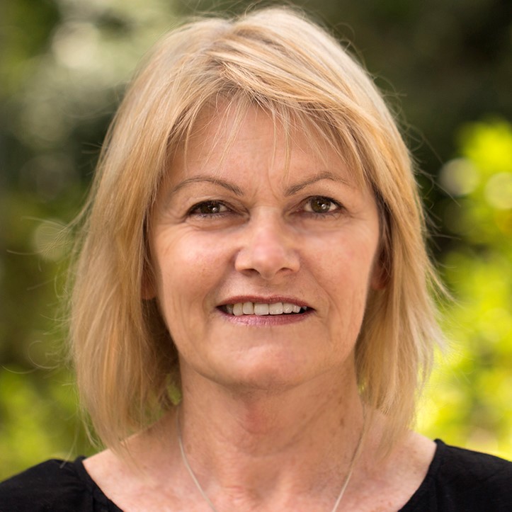 Sandra Grace