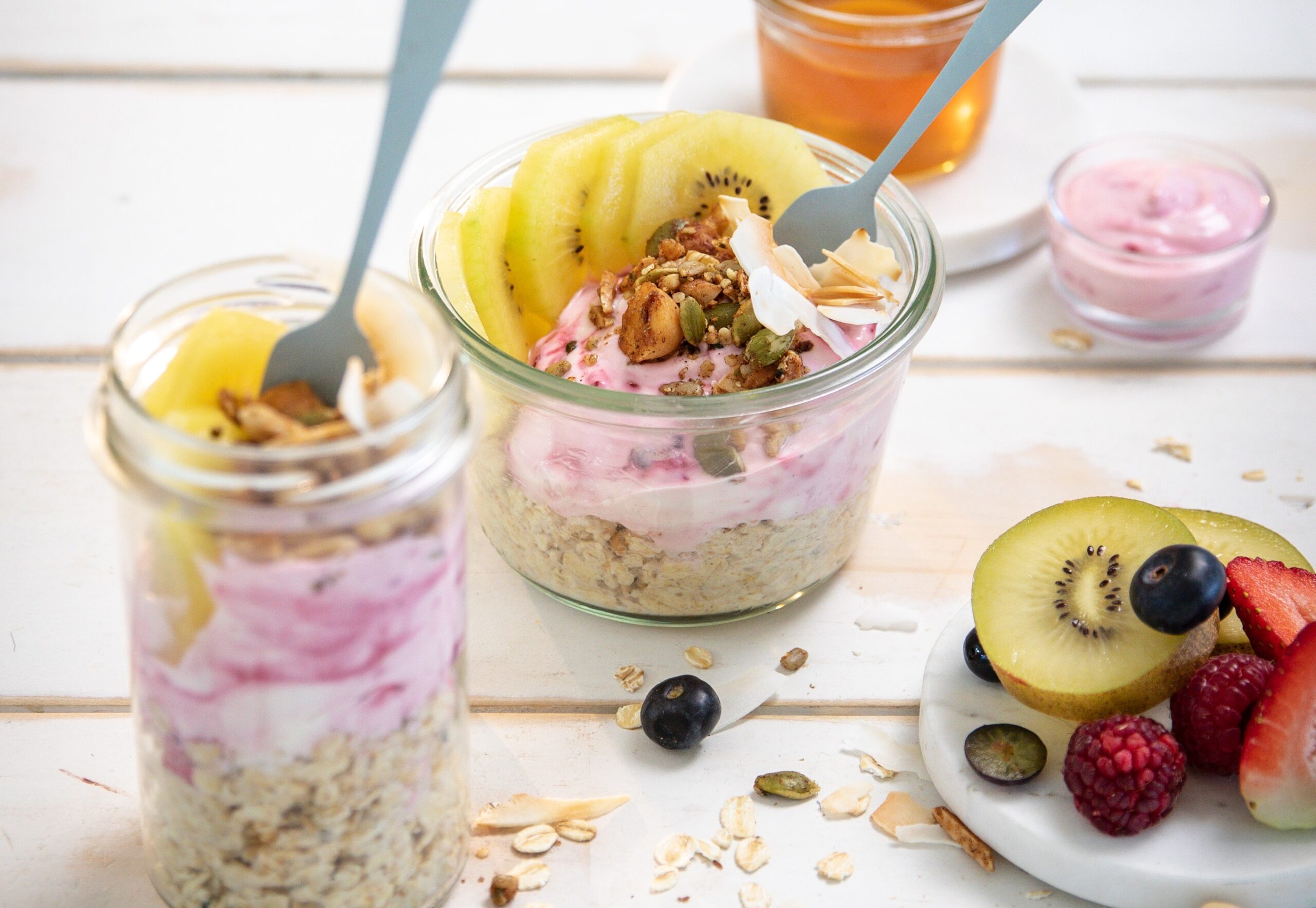 Raspberry “Cream” & Kiwi Oats 1 - Copy
